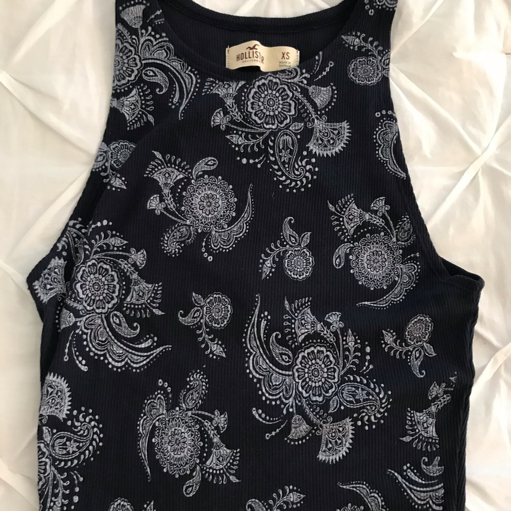 Hollister crop top
